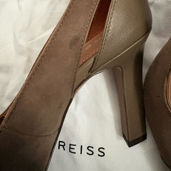 Samara Leather Point Toe - Picture 11 of 11